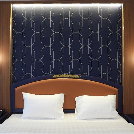 Maxwell Hotel Джакарта Экстерьер фото