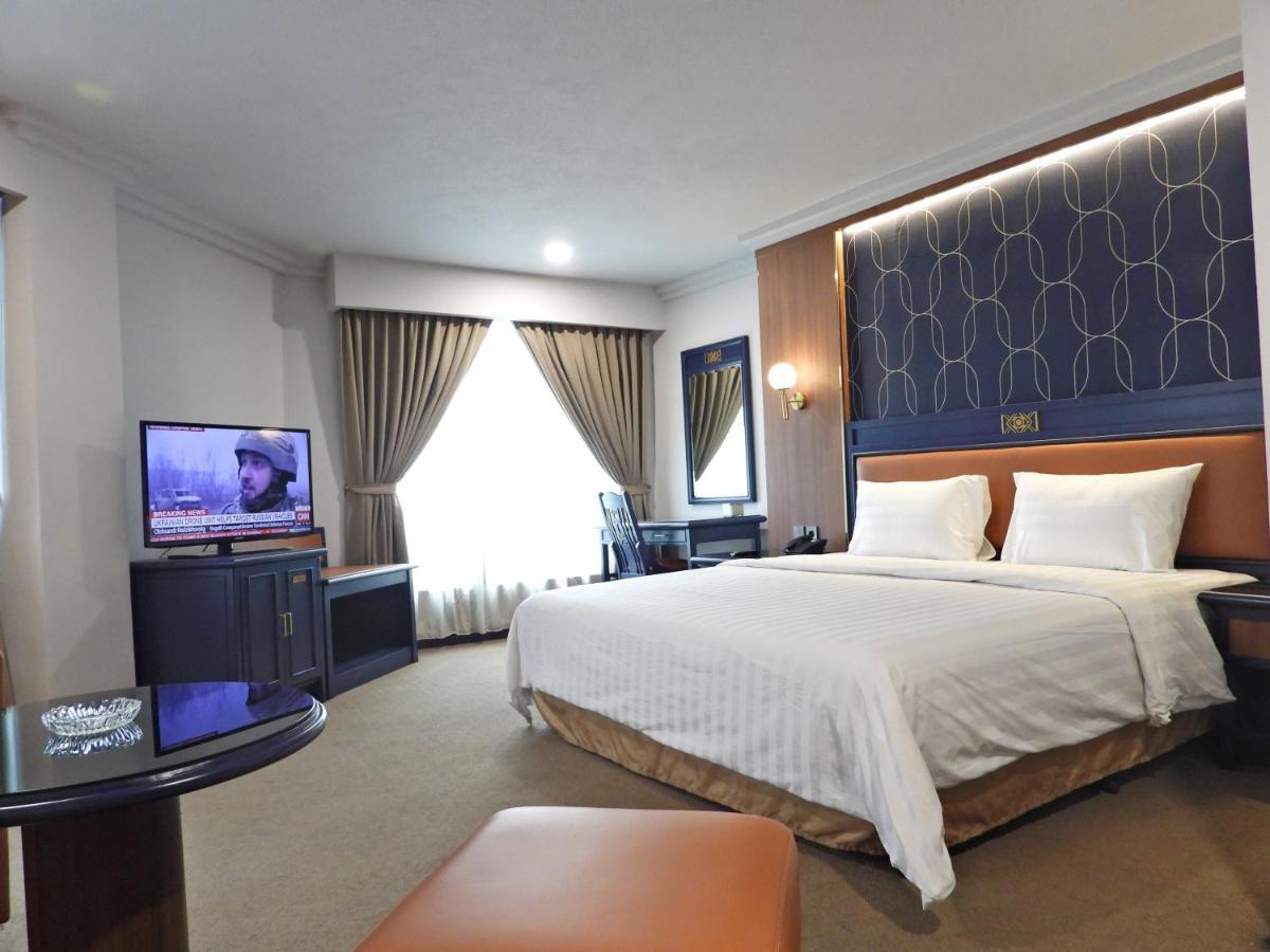 Maxwell Hotel Джакарта Экстерьер фото